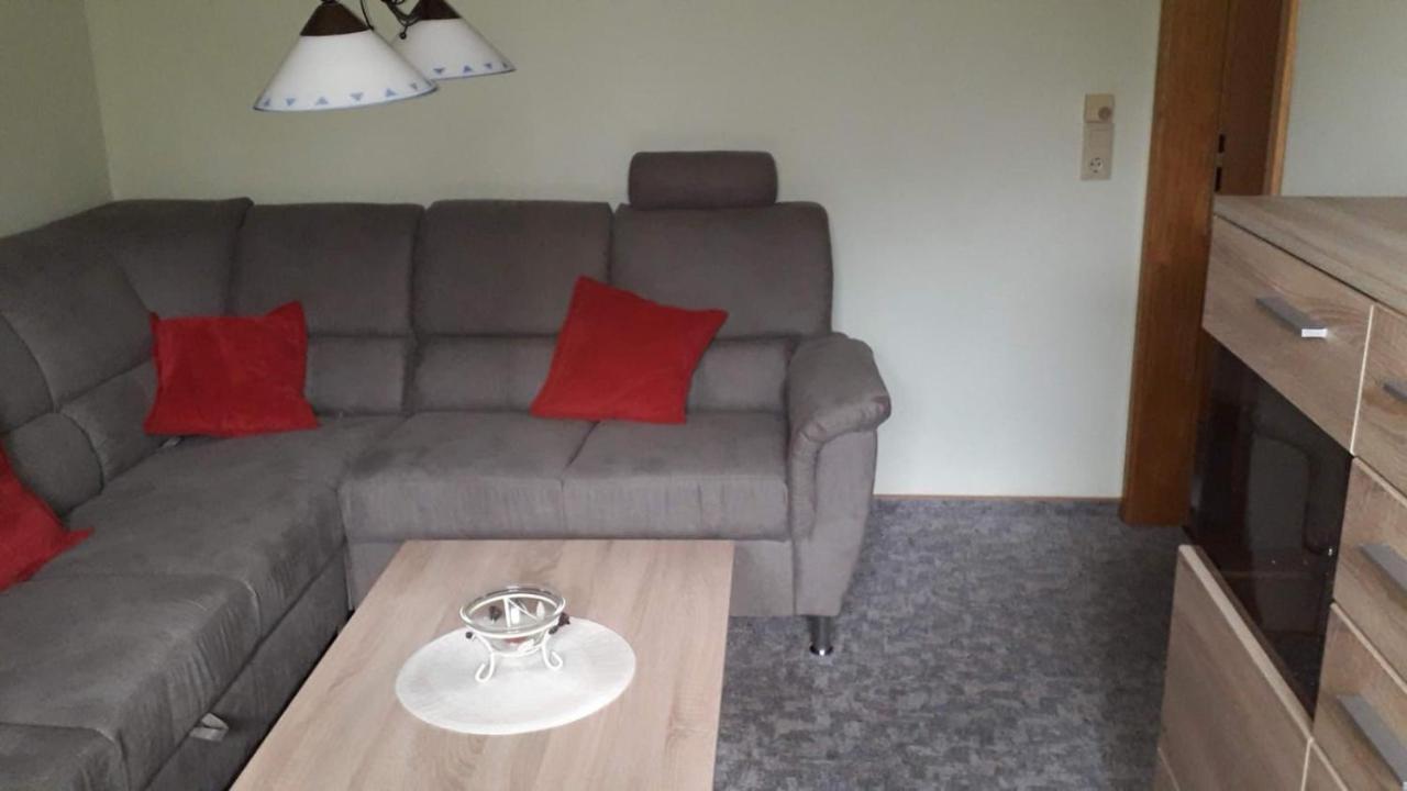Ferienwohnung Am Dorfteich フェーマルン エクステリア 写真