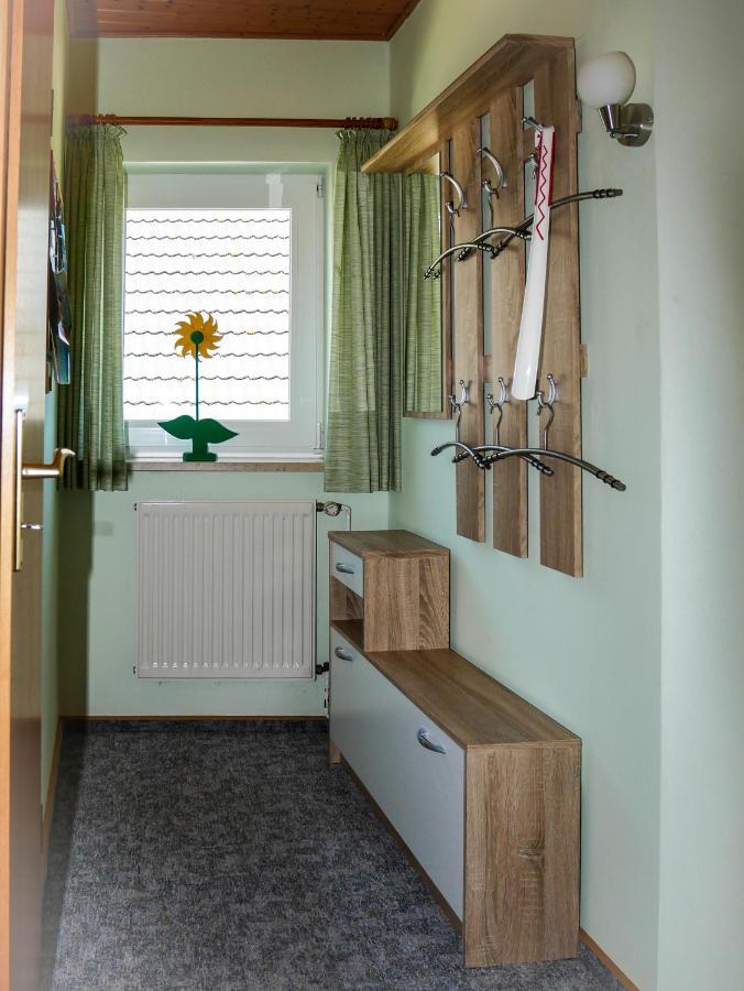 Ferienwohnung Am Dorfteich フェーマルン エクステリア 写真