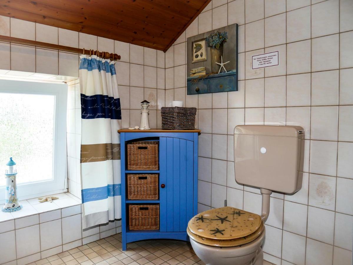 Ferienwohnung Am Dorfteich フェーマルン エクステリア 写真