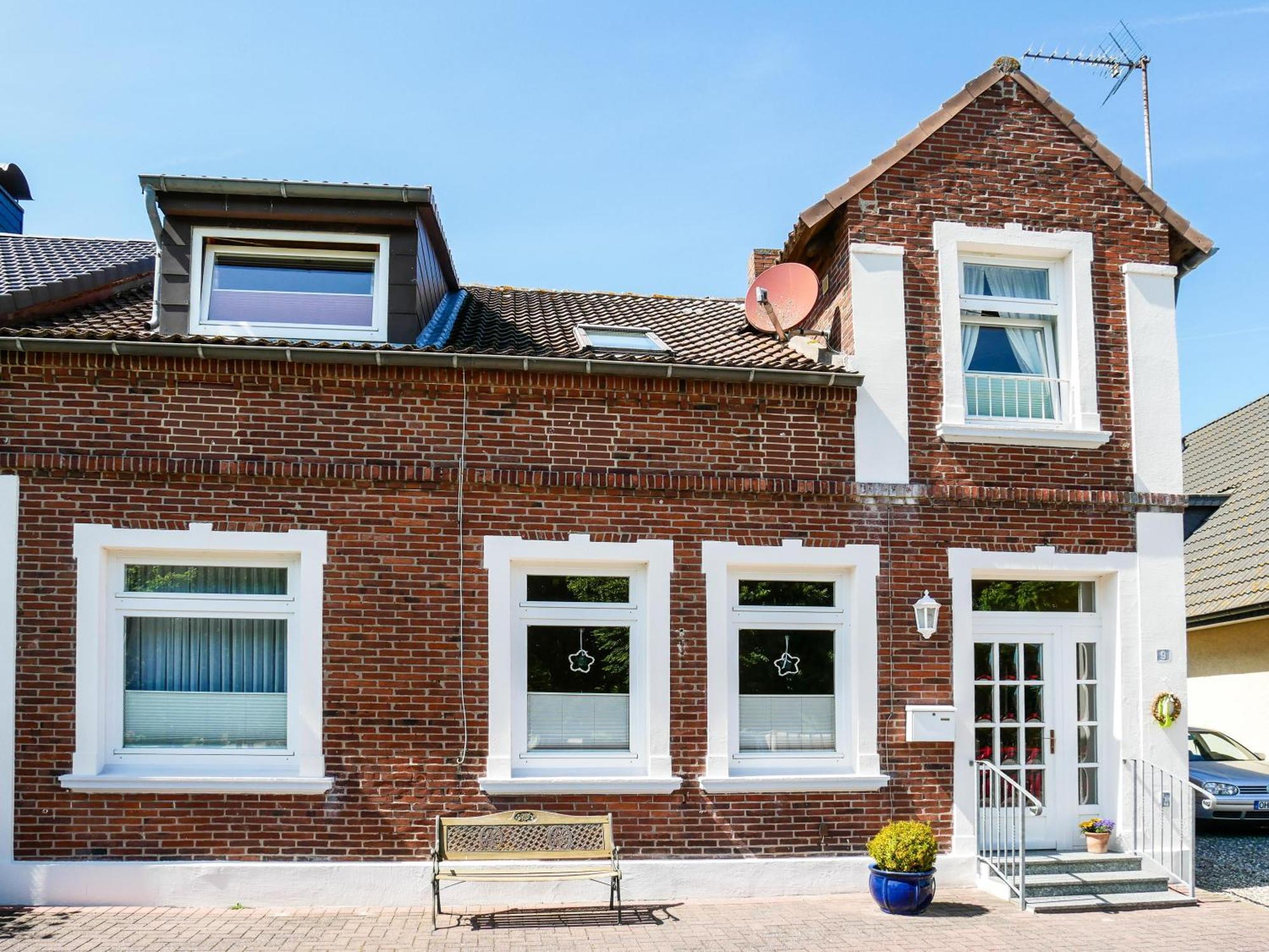 Ferienwohnung Am Dorfteich フェーマルン エクステリア 写真