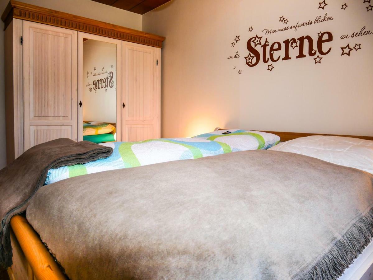 Ferienwohnung Am Dorfteich フェーマルン エクステリア 写真